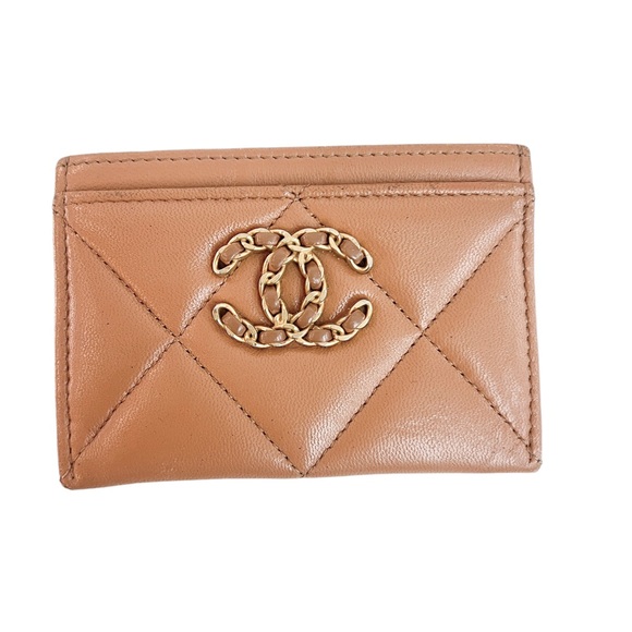 Chanel SLG 19 Cardholder - Picture 1 of 8